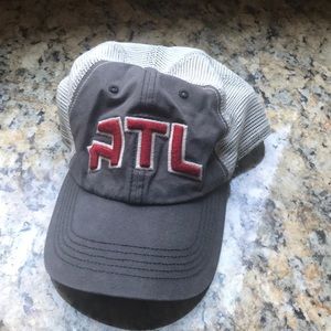 Hawks ATL trucker hat